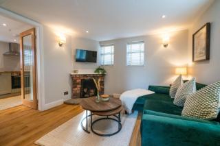 Pilgrim Cottage - Tarvin - 2