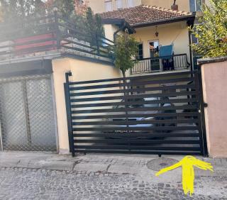 Convini Bed & Bathroom Homestay - Pristina - 3