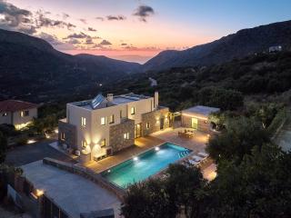 Villa Adagio with Private Eco-Friendly Heated Pool - Vrachasi - 7