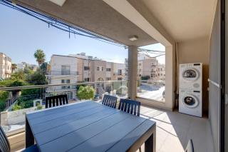 Marvellous 3BR Apartment in central St Julians - St. Julianʼs - 2