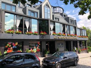 All Seasons Residence Design Hotel - Free parking - Sofia - 9