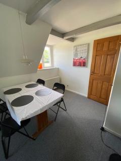 Dyrlundgaard tilbyder charmerende ferielejlighed. - 2