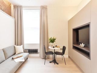 Cosy and classy studio at premium Kensington - 7