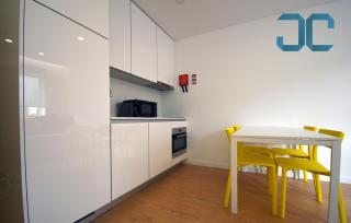 Sogra Apartment by JC with Balcony - 3