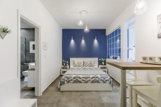 NAVA Apartment in the center with private parking of stayinthess - Thessaloniki - 0