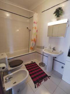 Logement terrain de tennis/piscine 800m de la mer - 1