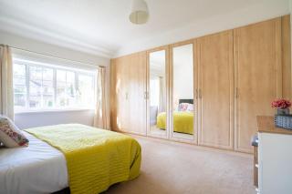 Beautiful detached home in quaint village setting - 7