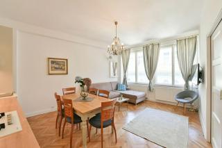 Luxury 3bedrs 2baths Apartment by Old Town Square - Prague - 3