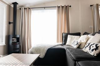 Holiday Lodge 6 - Porthcawl - 1