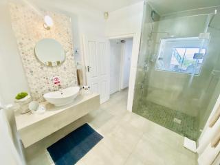 My-konos Luxury Beachfront Accommodation - 3