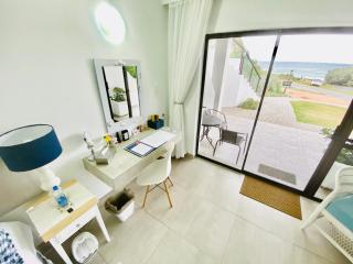 My-konos Luxury Beachfront Accommodation - 1