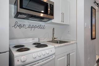 South Tampa Central Location Efficiency Suite - Tampa - 3