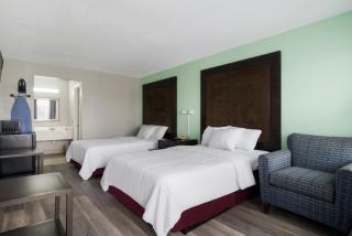 Americas Best Value Inn and Suites Blytheville by Sonesta - 1