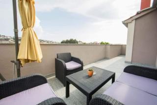 Villa La Famiglia with private heated pool - 3