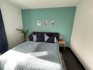 Airport Apartment für 4 - Smart TV - Küche - eCharger - 2