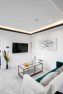 Aryas Apartments Newbury - 9