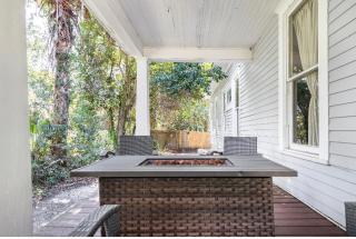 Classic/Modern Downtown Home - Valdosta - 1
