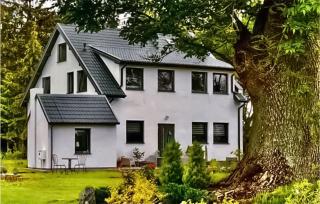 1 Bedroom Cozy Apartment In Domyslów - Domysłów - 0
