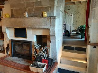 Gîte charentais avec cour privative, baby-équipement, télétravail, vélos, BBQ, animaux acceptés - FR-1-653-170 - Chalais - 1