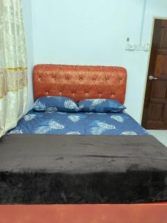 Roomstay Budget Kuala Terengganu Desa Chendering Private Bathroom - 0