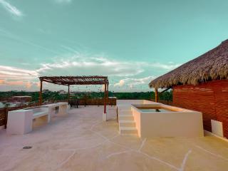 PentHouse con Jacuzzi Privado, Cenotes, Piscinas, GYM y MÁS - Tulum - 0