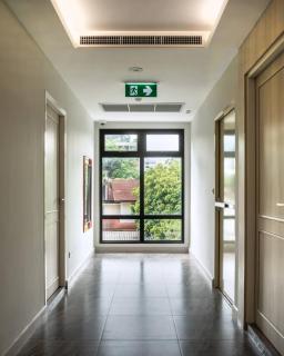 Lucky Hotel Bangkok - 1