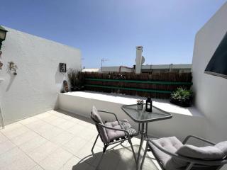 Casa Perdy, beautiful 1 bedroom apartment with communal pool - Tías - 6