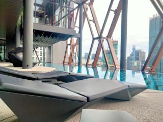 Scarletz Suites KLCC I HomeBrickz - Kuala Lumpur - 1