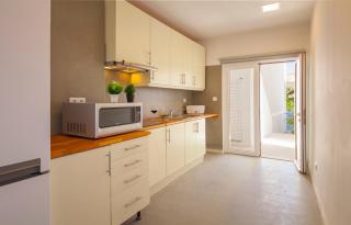 Tamar Apartments - 3