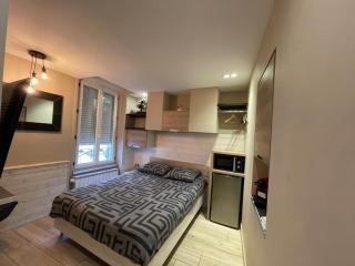 RDC 1 - Chambre meublée au cœur du centre ville de Montluçon - WIFI et NETFLIX - Montluçon - 1