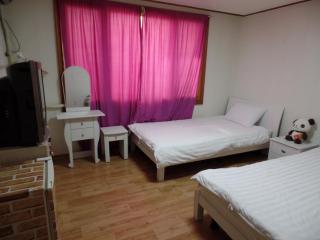 Family House Hongdae - Seoul - 5
