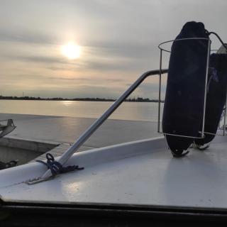 Noclegi accommodation Gdańsk Trójmiasto Hel Krynica itd, House Boat 2 kabiny gorący prysznic toaleta chemiczna, rejs gratis - Gdansk - 1