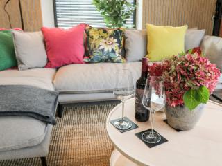 Overlea Coach House - 4