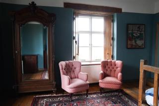 Beautiful farmhouse near Abergavenny - Sleeps 6-26 - 5