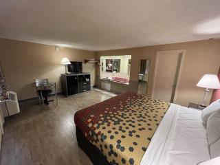Economy Inn - East Hartford - 7