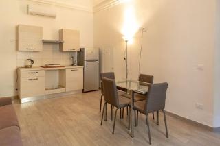 Beautiful Apartment In Quite Area - Florence - 6