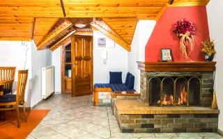 Elation Woodhouse - 5