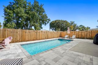 Beach House w/Private Pool - The Sanderling - 7