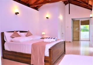 Shenora Beach Resort - 8