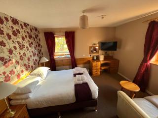 Smithton Hotel - 9
