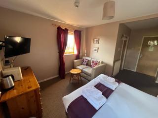 Smithton Hotel - 2