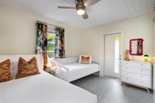 Sunset Inn and Cottages - St Pete Beach - 7
