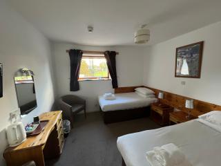 Smithton Hotel - 4