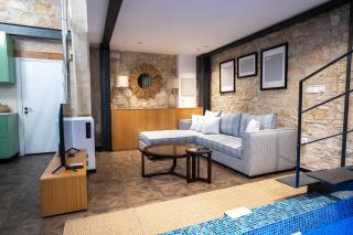 Palazzino Luxury Suites - Lofou - 1