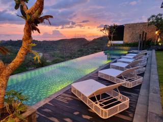 Truntum Boutique Mandalika - Kuta Lombok - 1