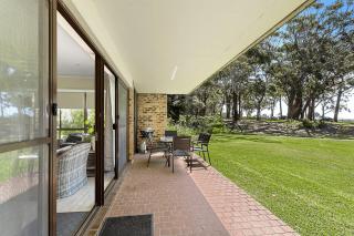 Bay Parklands, 19 2 Gowrie Avenue - ground floor unit with water views & Wifi - Shoal Bay - 0