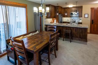 2215 - Two Bedroom Standard Eagle Springs East condo - 9
