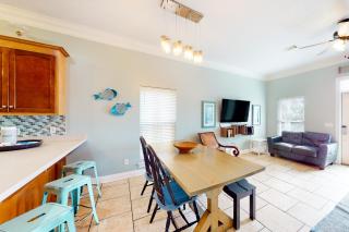 Shore Beats Workin' - 4