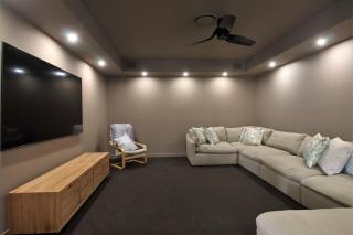 Livin' on Island Time - Waterfront 4BR by uHoliday - 2