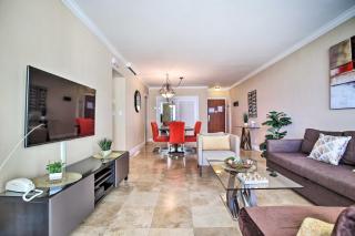 Ocean-View Balcony Beachfront Hollywood Apt! - Hollywood - 8